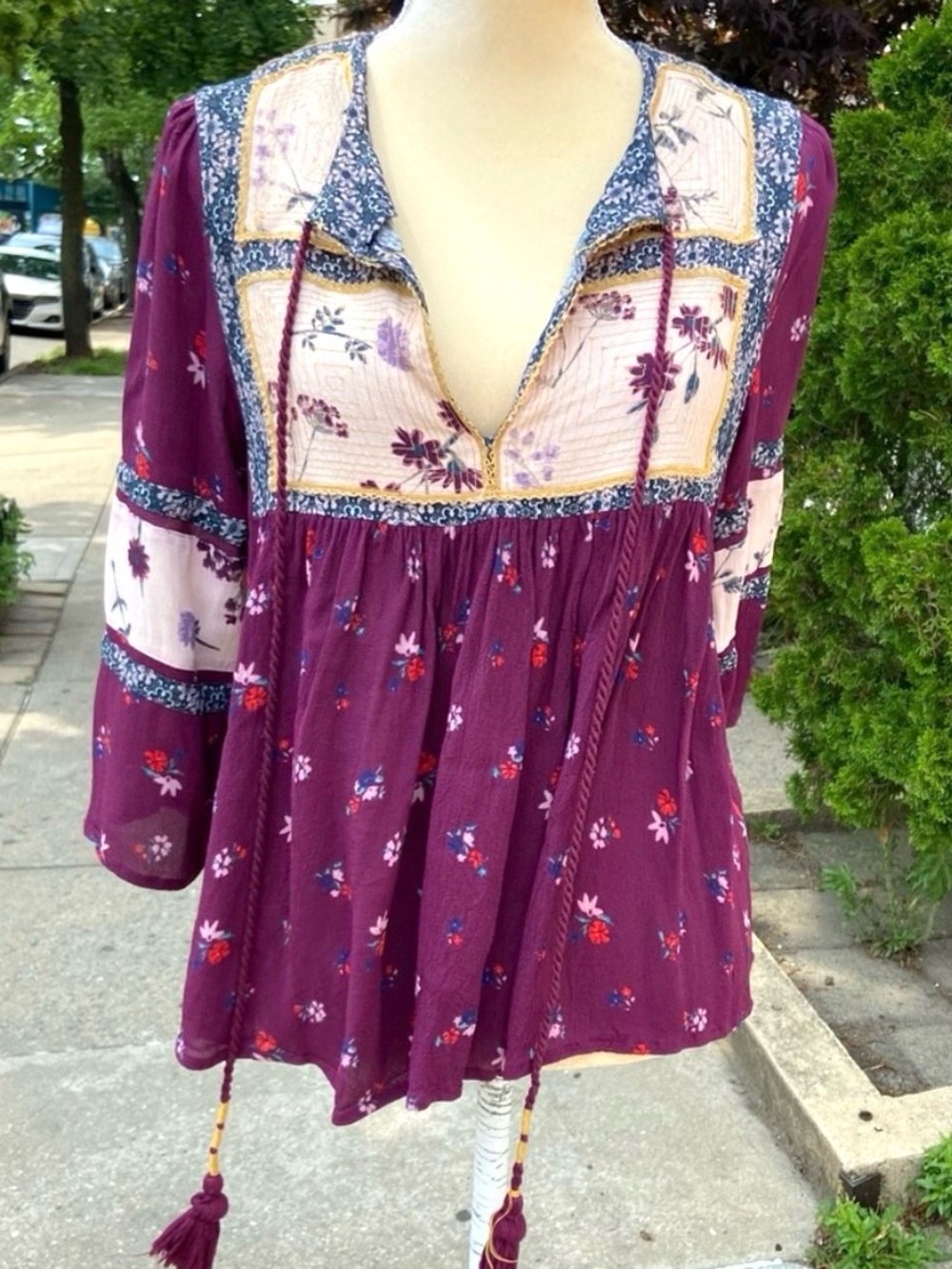 ANTIK BATIK ANTHROPOLOGIE Floral Peasant Blouse Patchwork BOHO Purple Top M RARE
